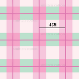 a pink and green checkered pattern with the word 4cm