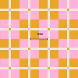 The image is a 3-centimeter square grid pattern with alternating pink and orange squares.